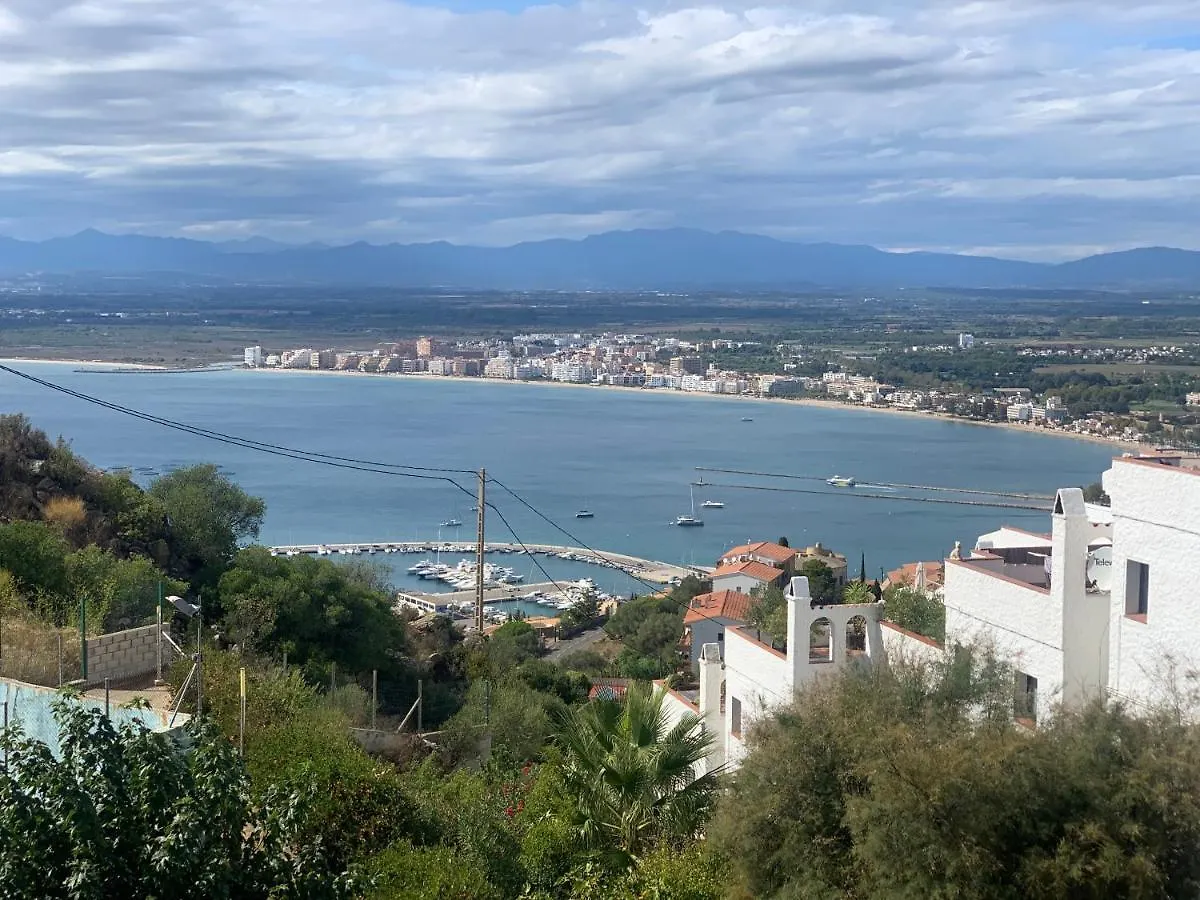 La Baie De Rose Apartment Roses